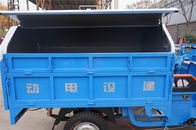 Camión de elevación grande especial del estante del envase de la basura de la cabina de la basura de tres WheelTricycle/