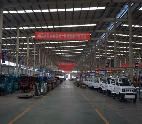 La marca del top de China Yaolon cerró la cabina Mini Car Cheap Adult Tricycle en venta motocicleta del triciclo del pasajero del taxi de 3 ruedas